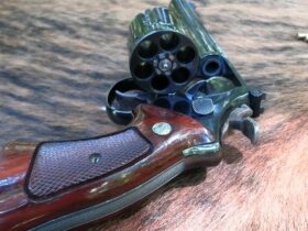 Why Did Dirty Harry Carry a  43 Magnum?