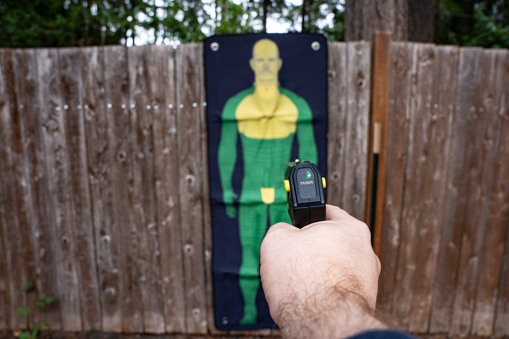 DSC05769 Taser Aiming