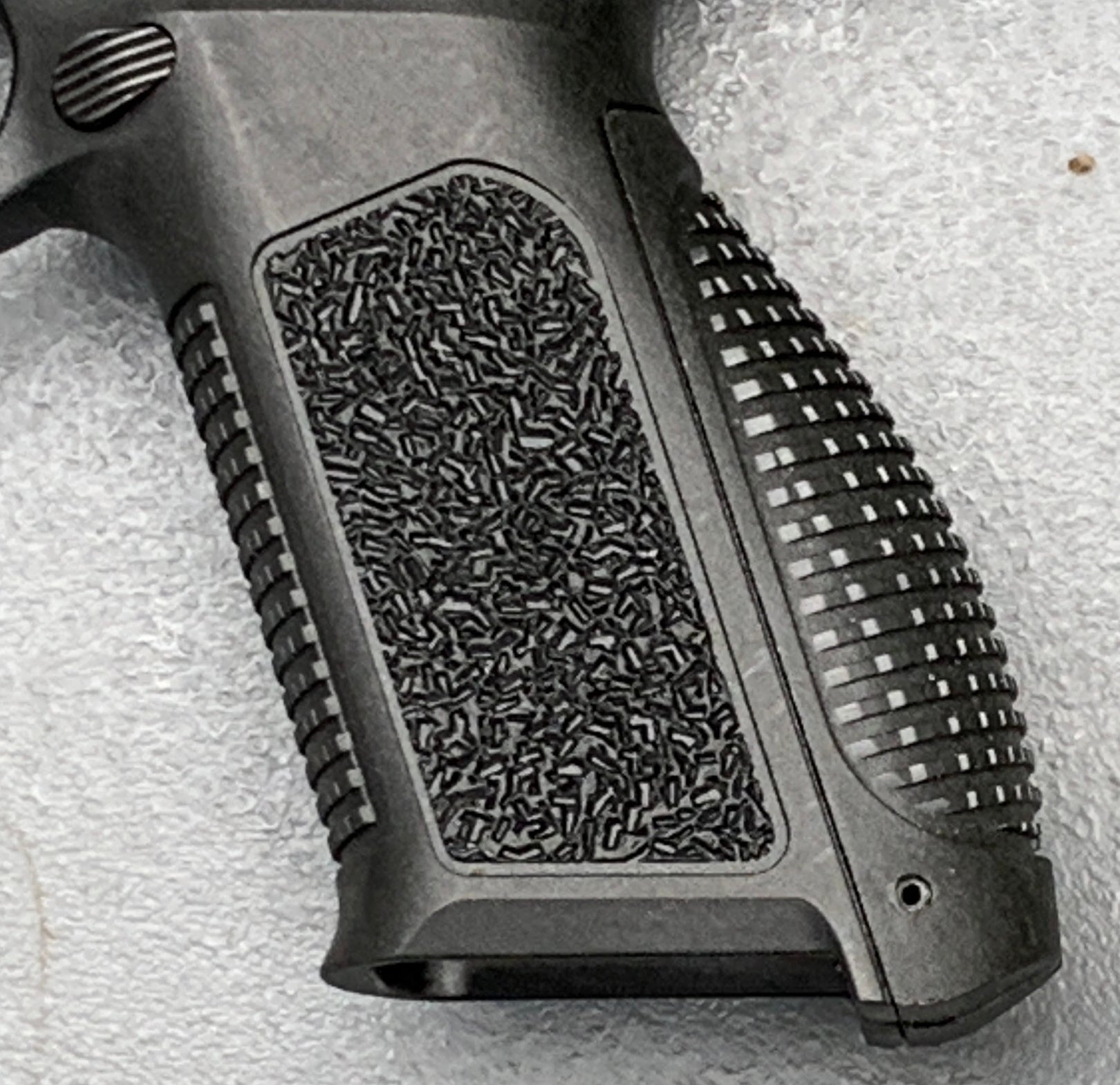 KOR-FX-9-9mm-grip