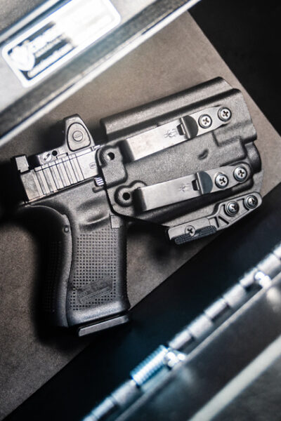 Iowa Lawmakers Move to Limit Campus Authority Over Guns in Private Vehicles